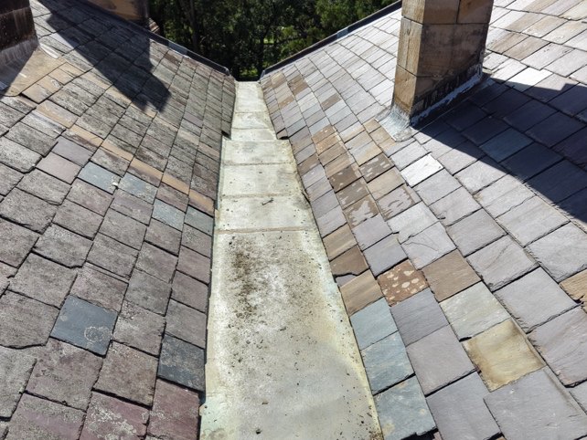 Box gutter run — oxidised lead lining